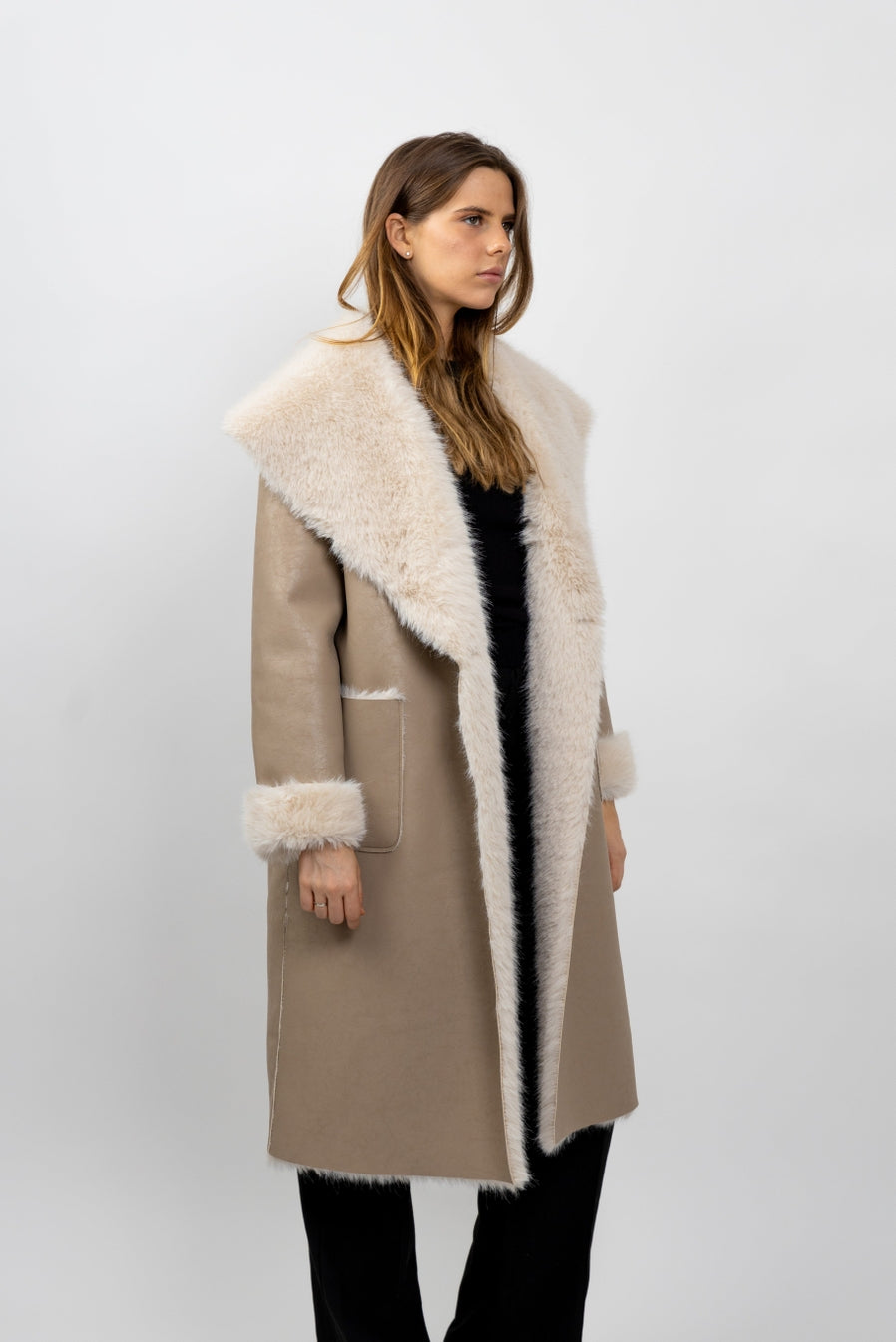 Reversible Long Coat Faux Fur / Faux Leather
