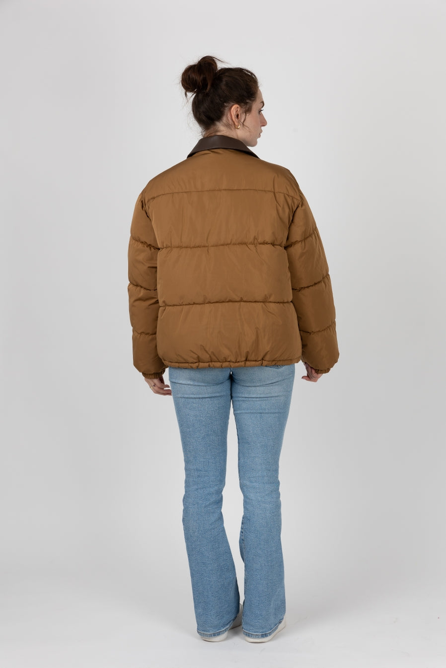 Puffer Jacket with Contrast Collar