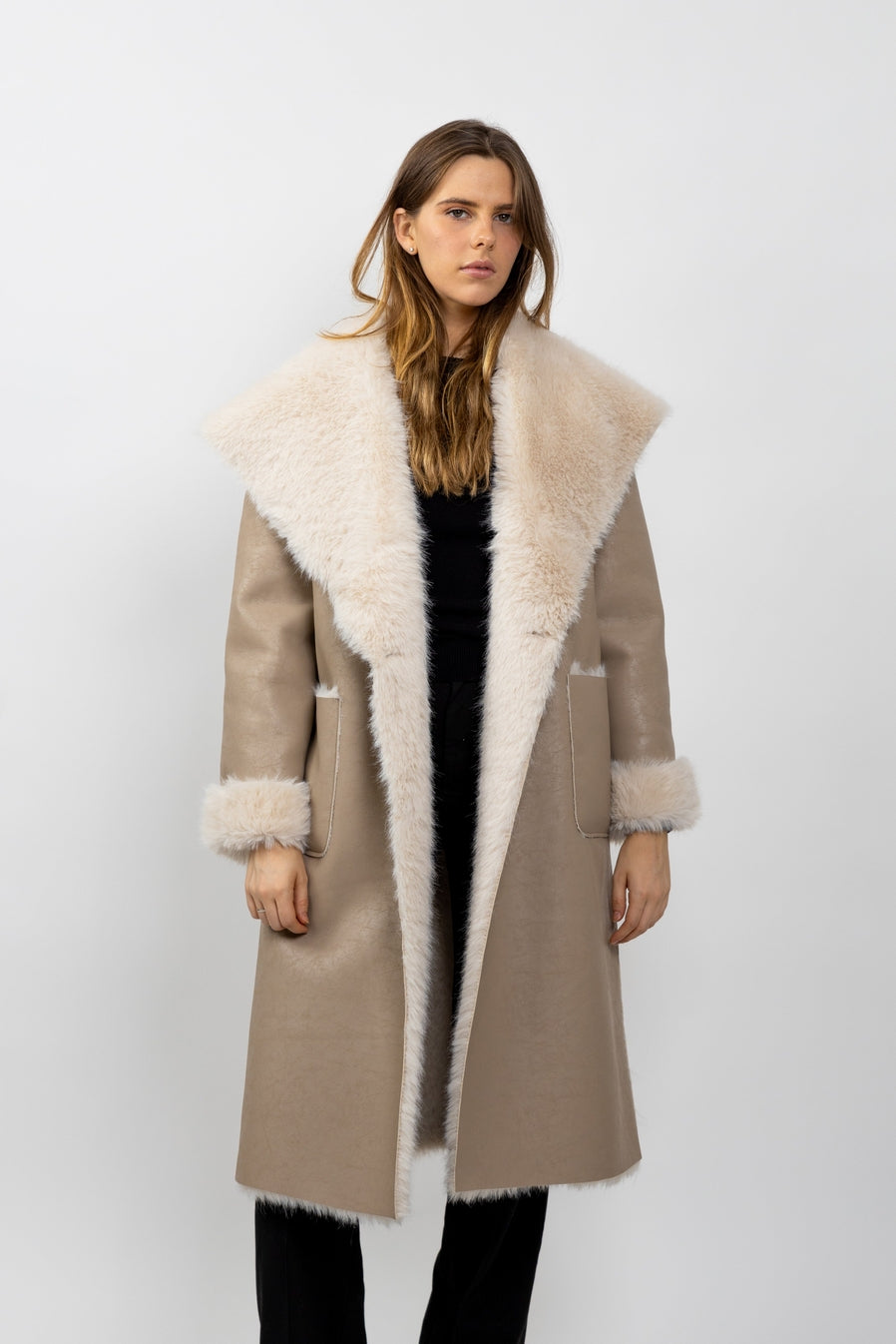 Reversible Long Coat Faux Fur / Faux Leather