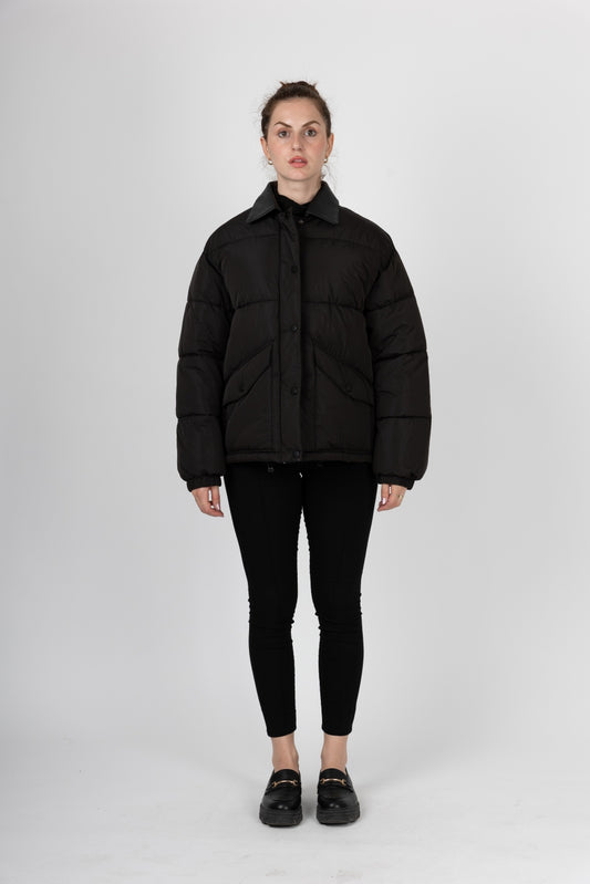 Puffer Jacket with Contrast Collar
