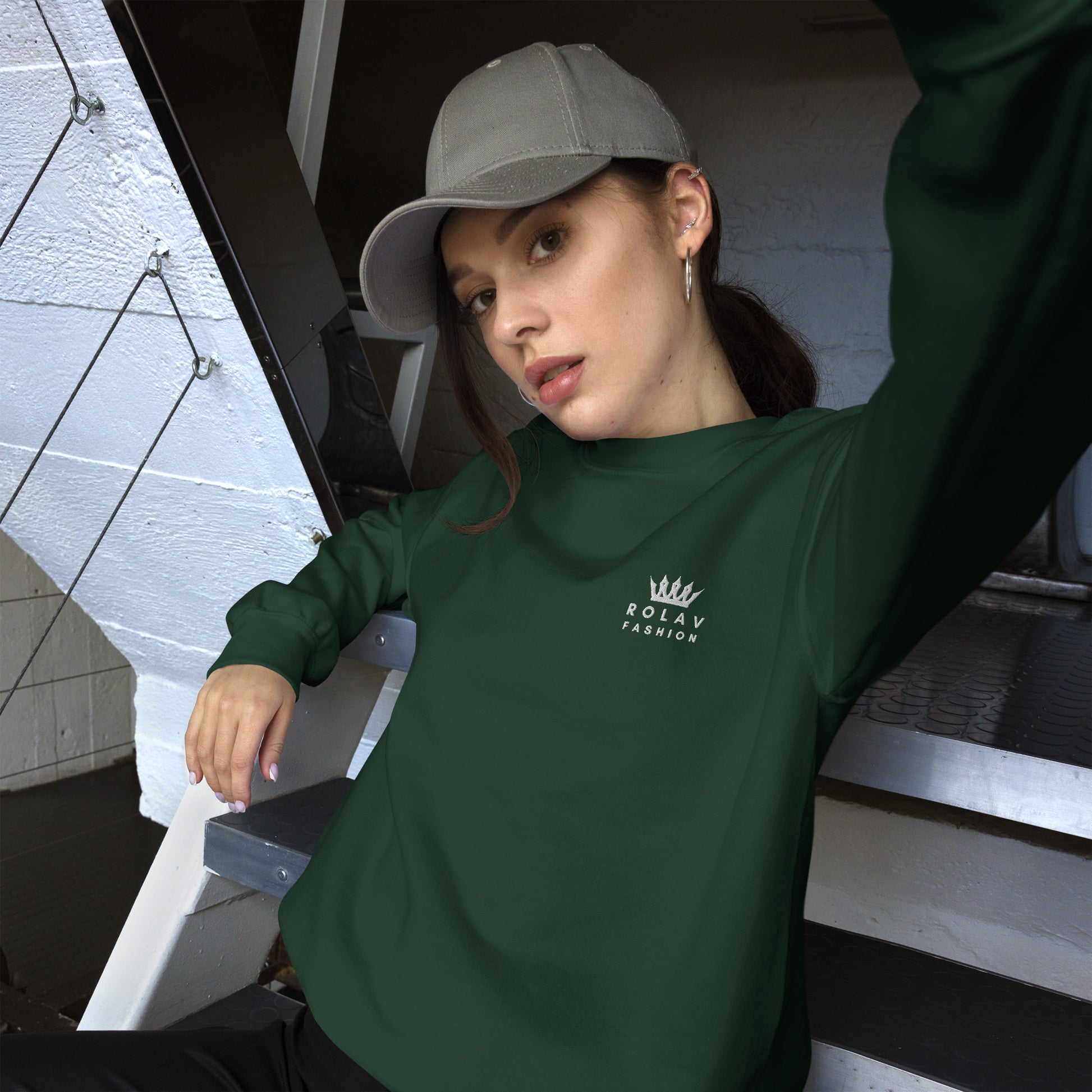 Rolav Fashion Classic Sweatshirt.