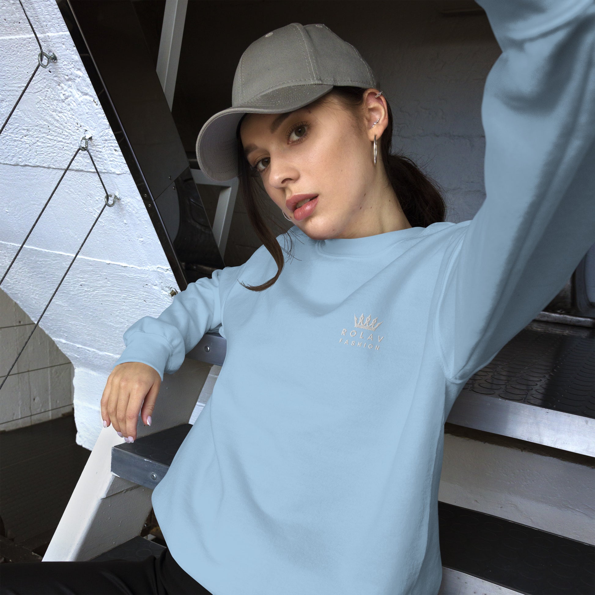 Rolav Fashion Classic Sweatshirt.