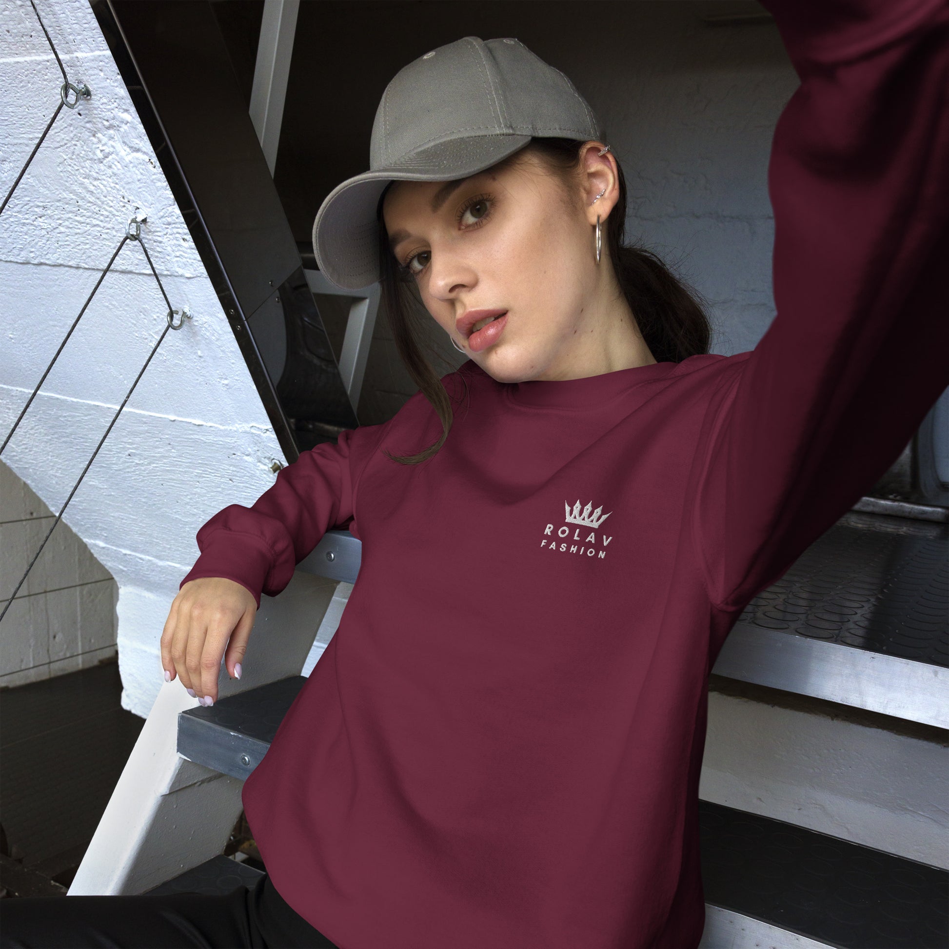 Rolav Fashion Classic Sweatshirt.