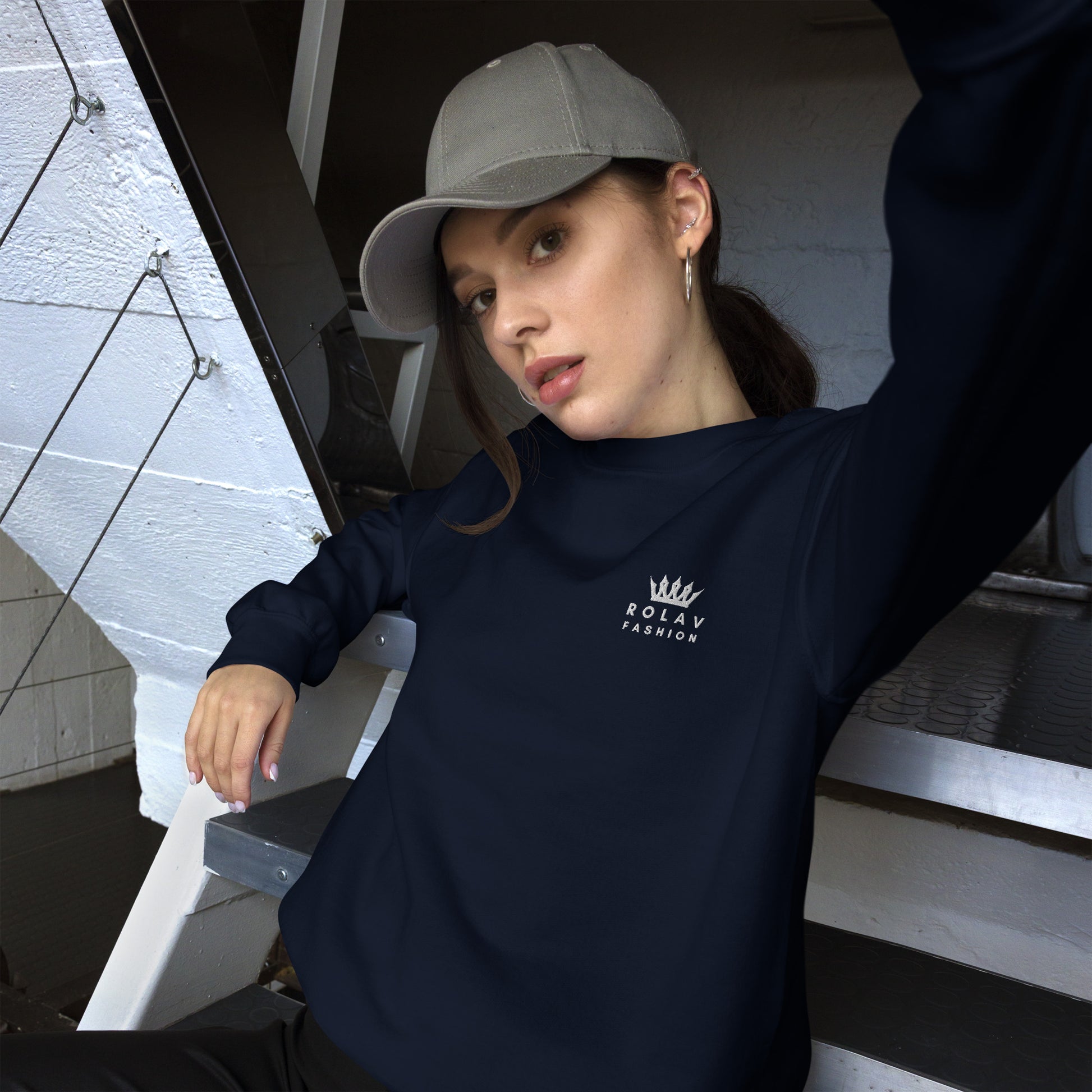 Rolav Fashion Classic Sweatshirt.
